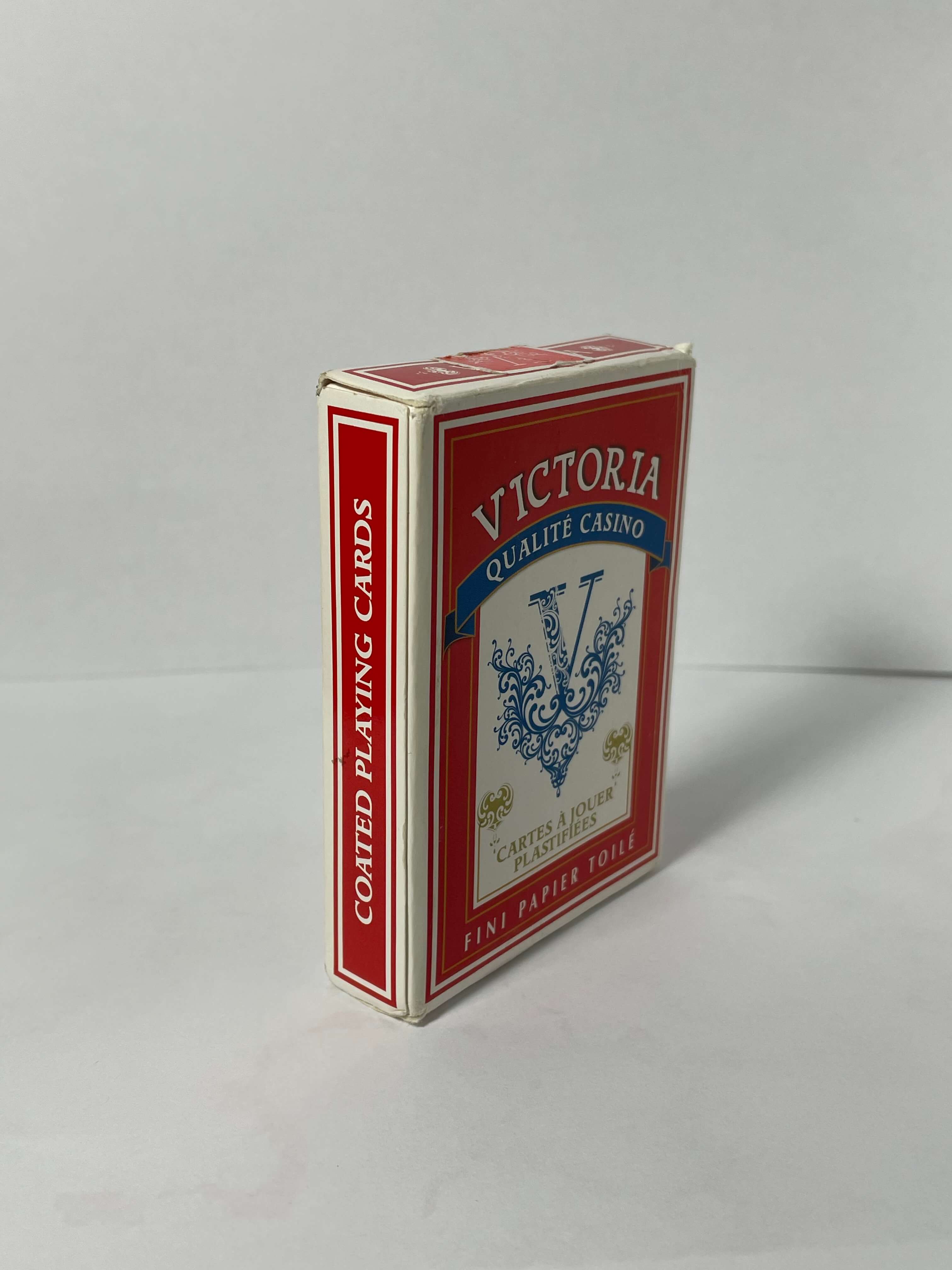 This is another reference image for the card box.